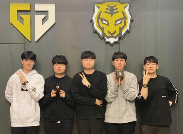 解析何为真 解析何为真