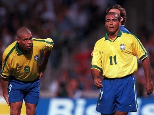 共同驱动的 共同驱动的